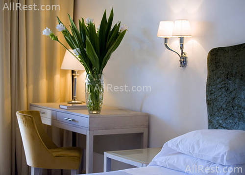 Luna Hotel 10